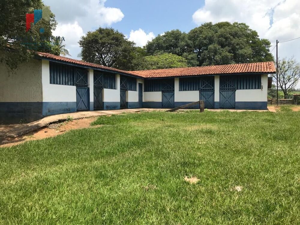 Fazenda à venda com 2 quartos, 5275600m² - Foto 1