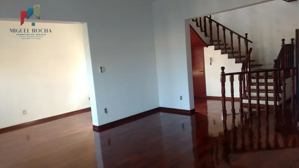 Casa, 6 quartos, 640 m² - Foto 3