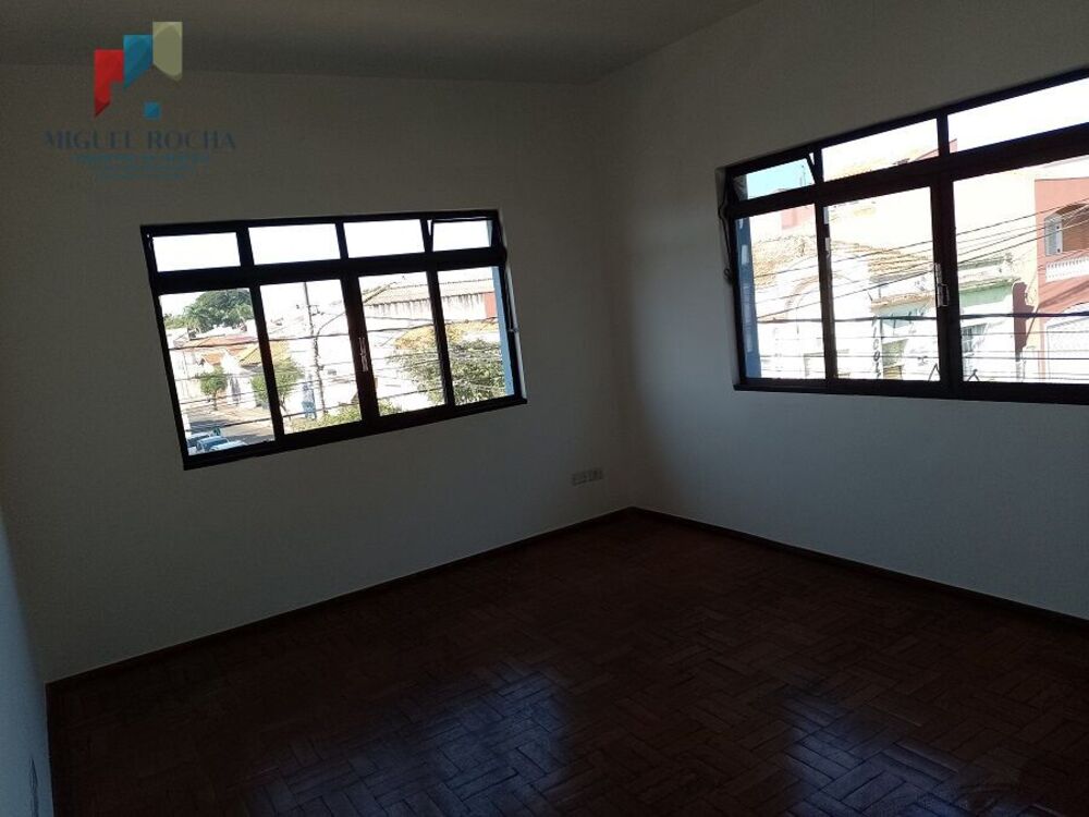 Casa à venda com 3 quartos, 250m² - Foto 11