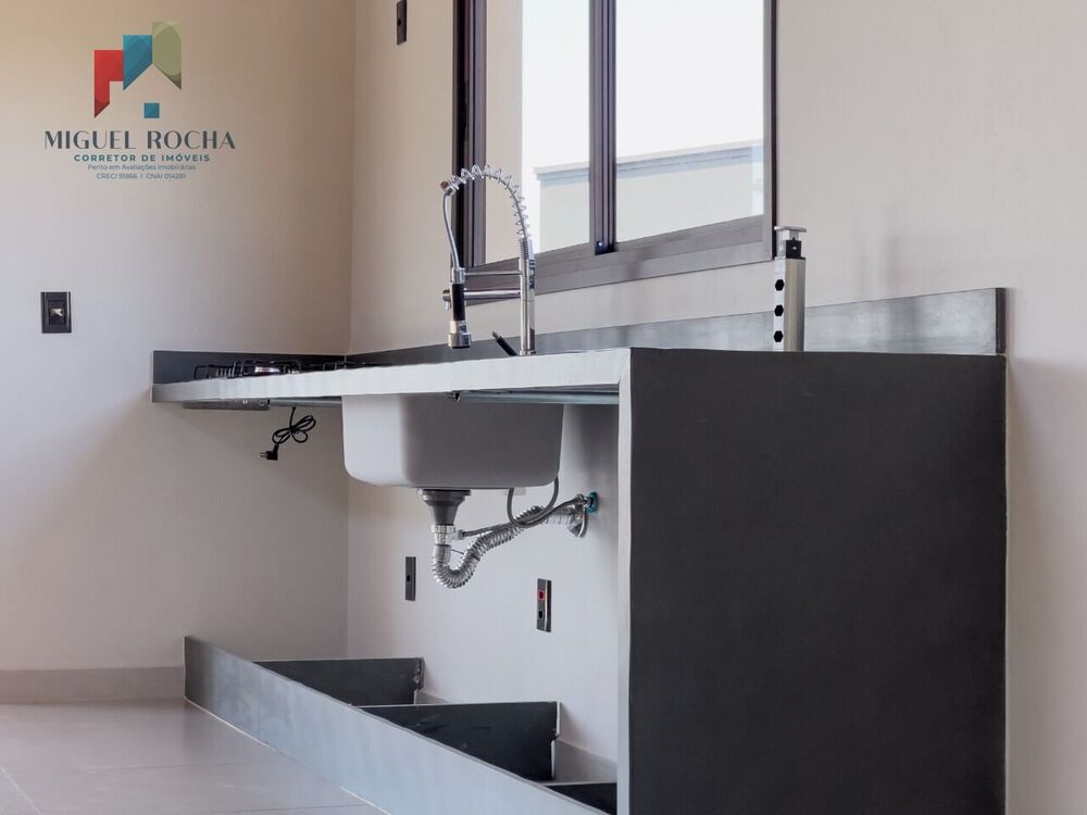 Casa de Condomínio à venda com 3 quartos, 166m² - Foto 3