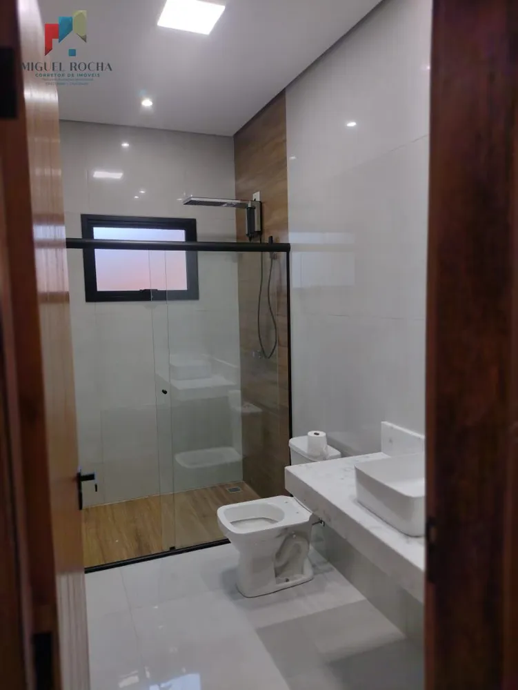 Sobrado, 3 quartos, 213 m² - Foto 1
