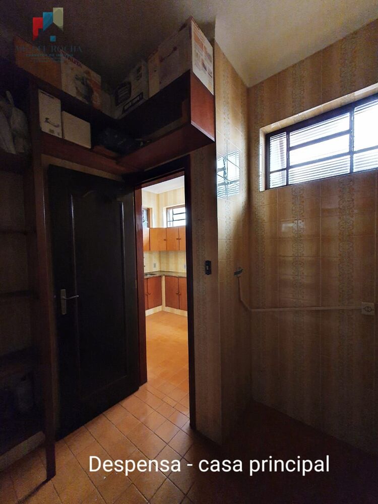 Casa à venda com 3 quartos, 212m² - Foto 14