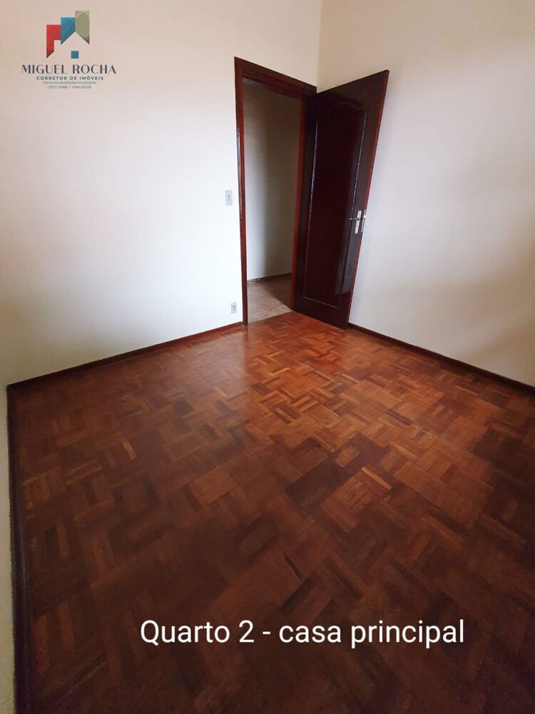 Casa à venda com 3 quartos, 212m² - Foto 8