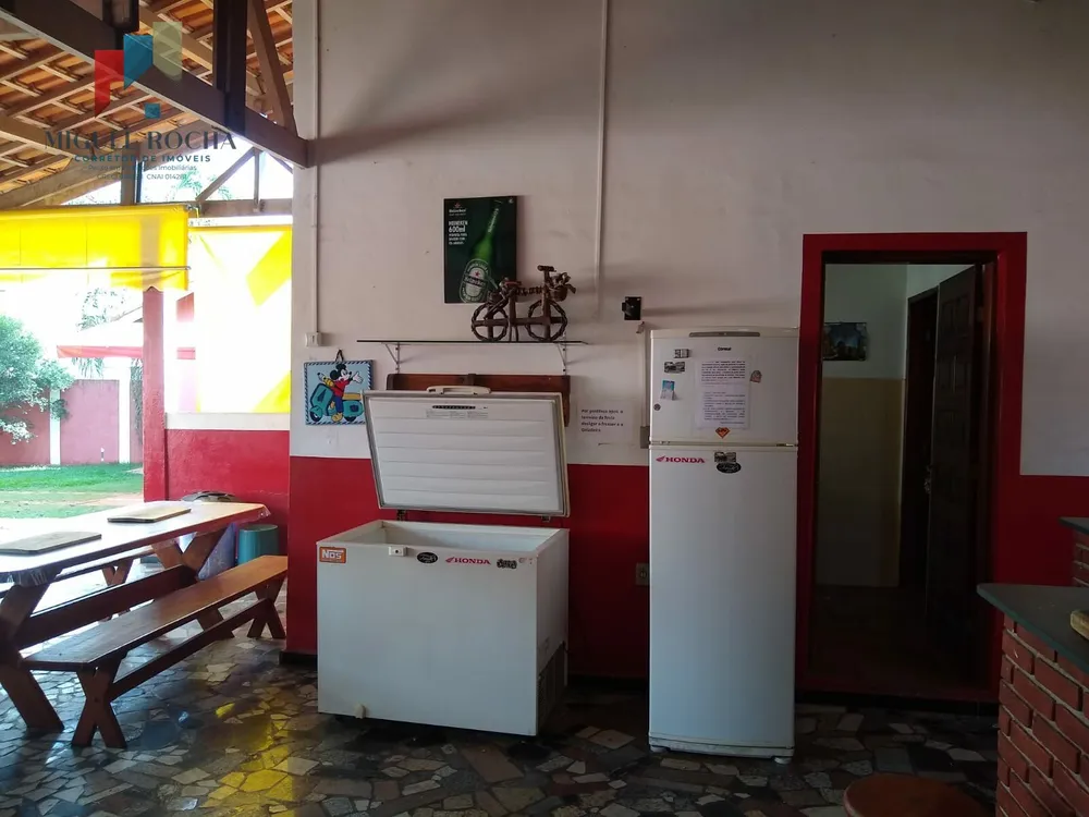 Chácara, 3 quartos, 1024 m² - Foto 8