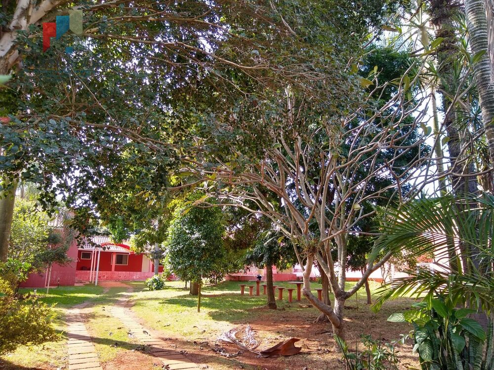 Chácara, 3 quartos, 1024 m² - Foto 3