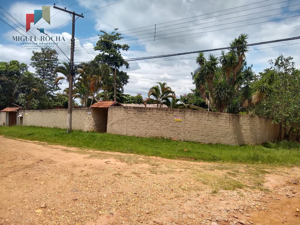 Chácara à venda com 3 quartos, 2567m² - Foto 2