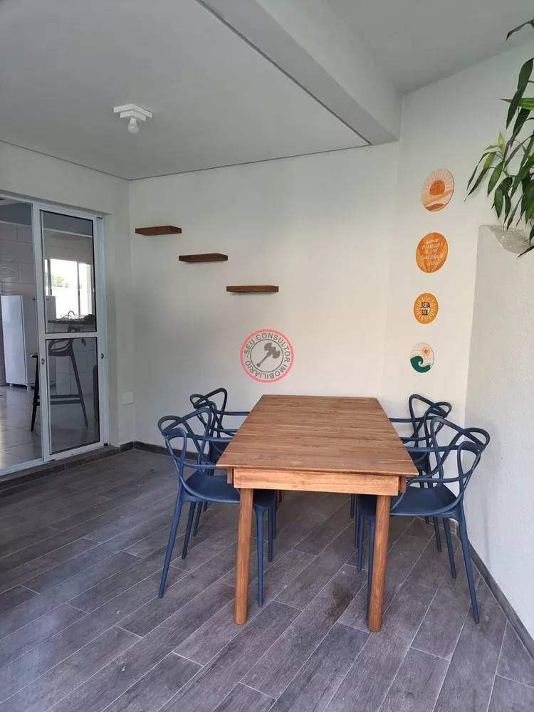 Casa à venda com 3 quartos, 110m² - Foto 4