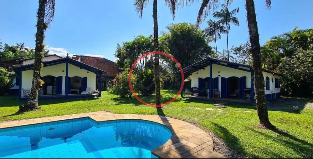 Casa à venda com 7 quartos, 3200m² - Foto 12