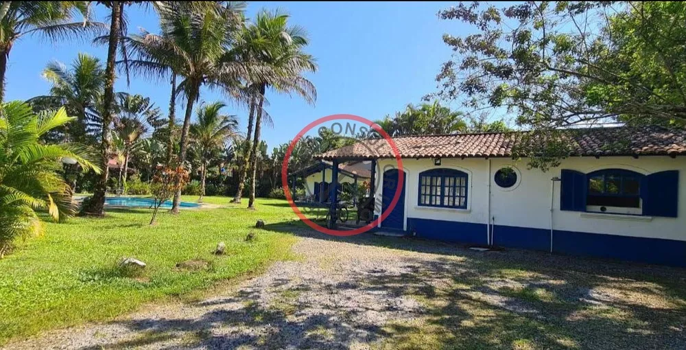 Casa à venda com 7 quartos, 3200m² - Foto 1