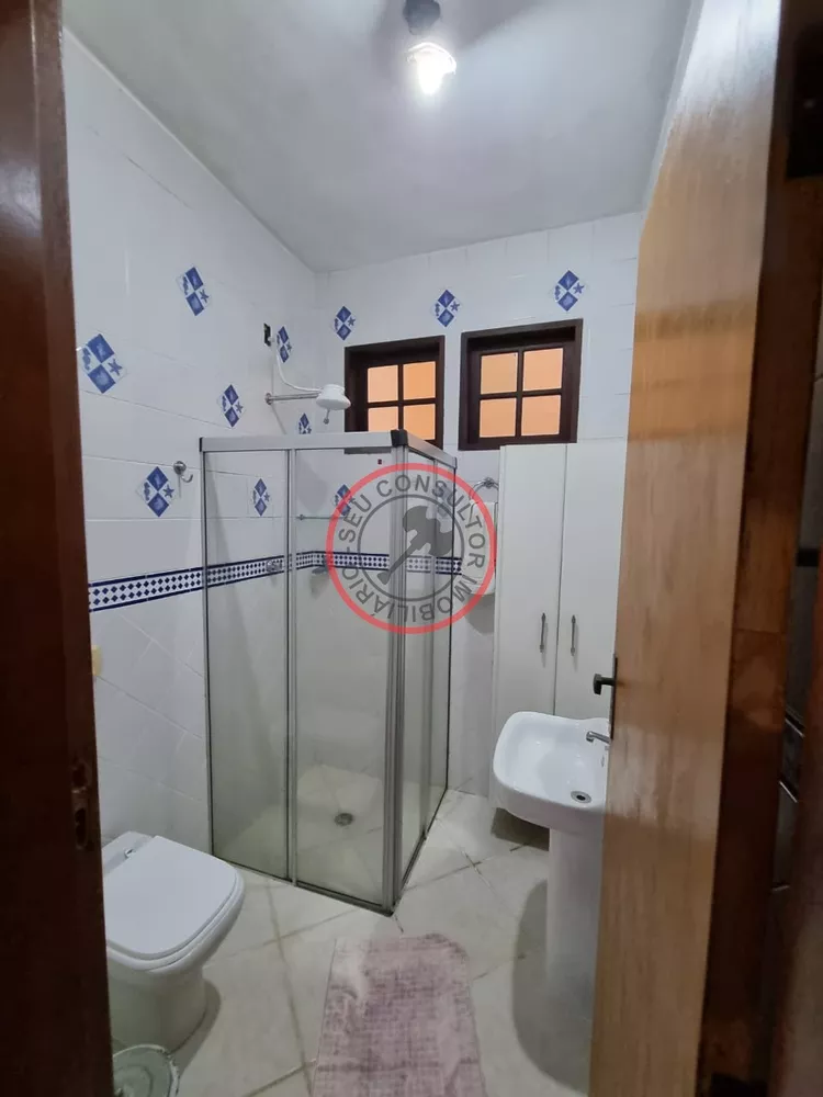 Casa à venda com 5 quartos, 300m² - Foto 35