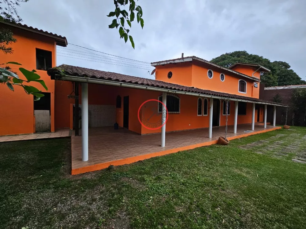 Casa à venda com 2 quartos, 149m² - Foto 2