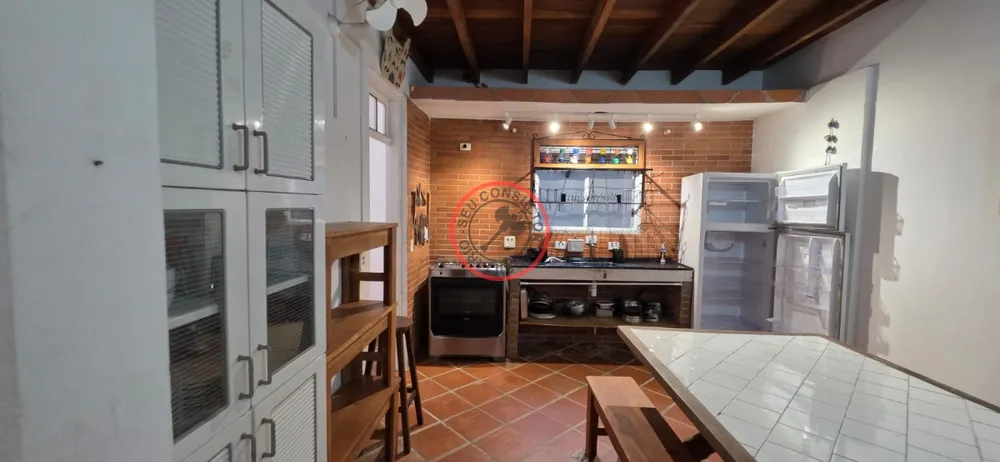 Casa, 3 quartos, 180 m² - Foto 1