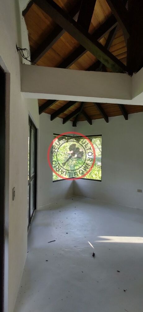 Casa à venda com 2 quartos, 240m² - Foto 7