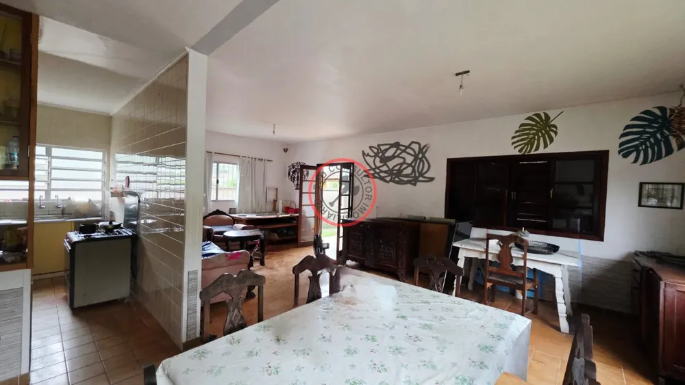 Casa, 3 quartos, 193 m² - Foto 2