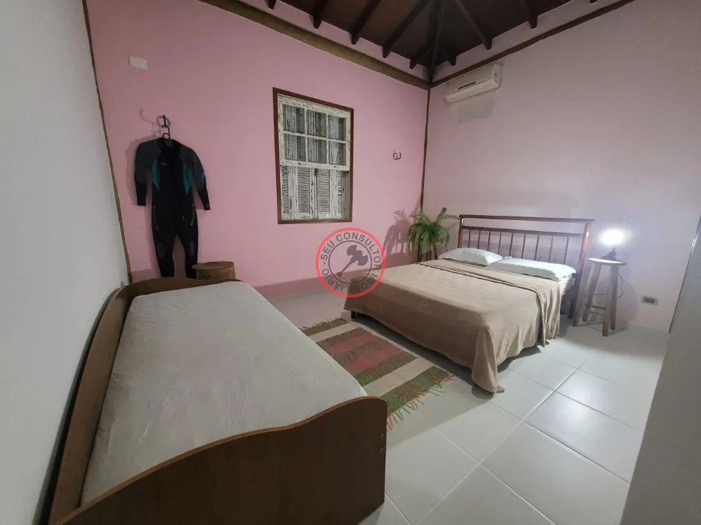 Casa, 3 quartos, 230 m² - Foto 3