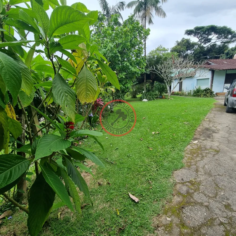 Casa, 4 quartos, 230 m² - Foto 1