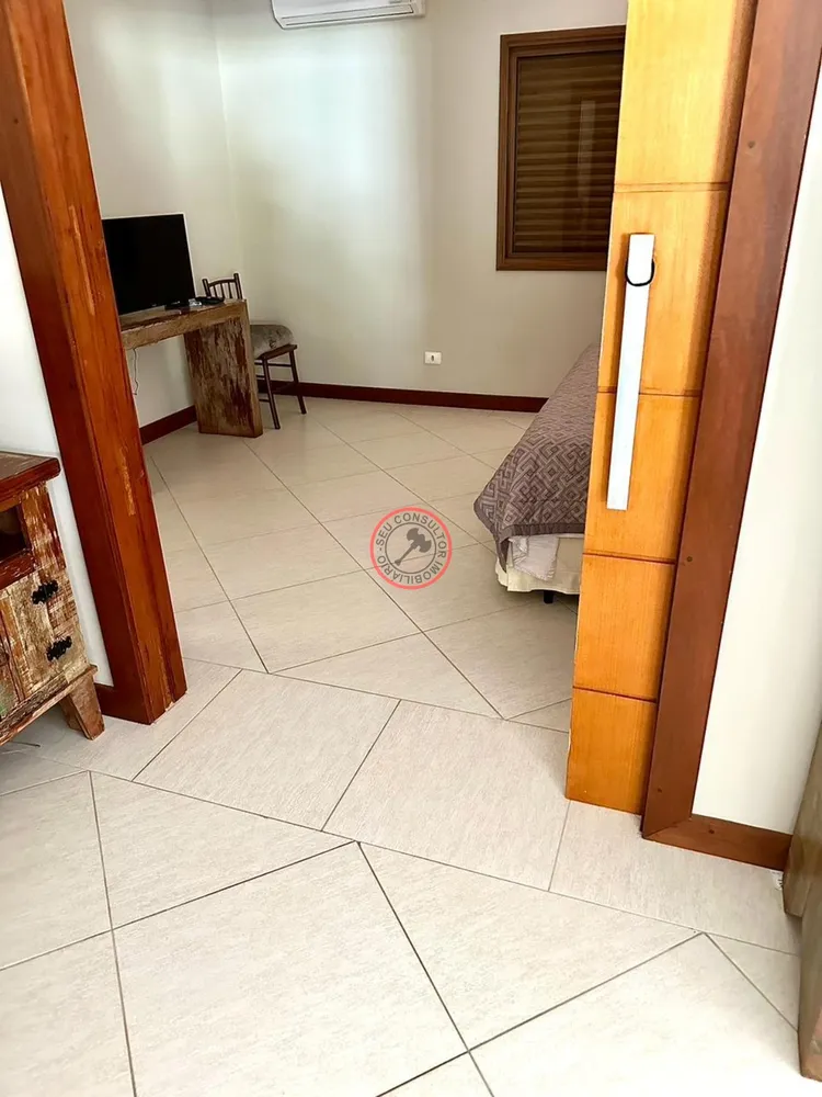 Casa, 6 quartos, 375 m² - Foto 8