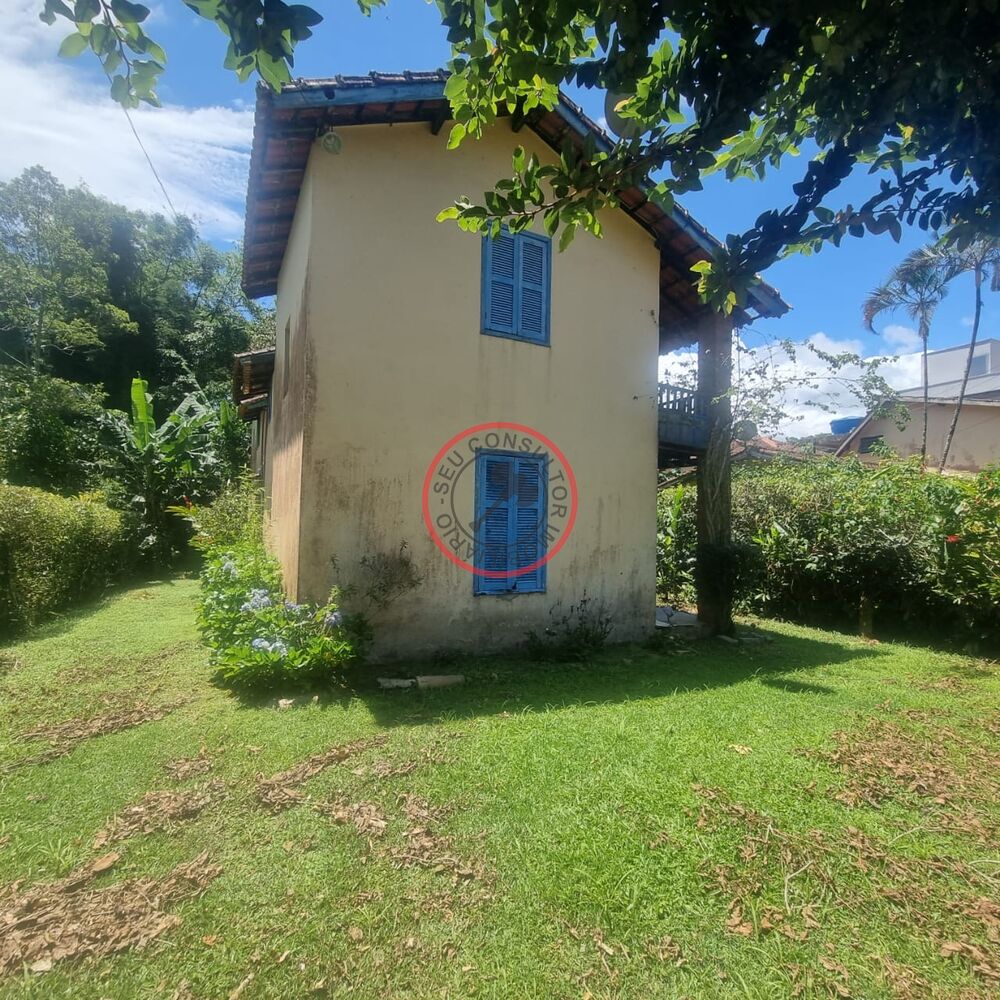 Casa à venda com 2 quartos, 150m² - Foto 2