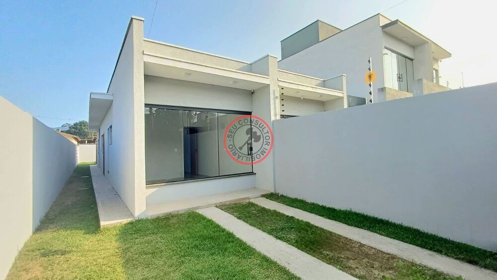 Casa à venda com 2 quartos, 73m² - Foto 1