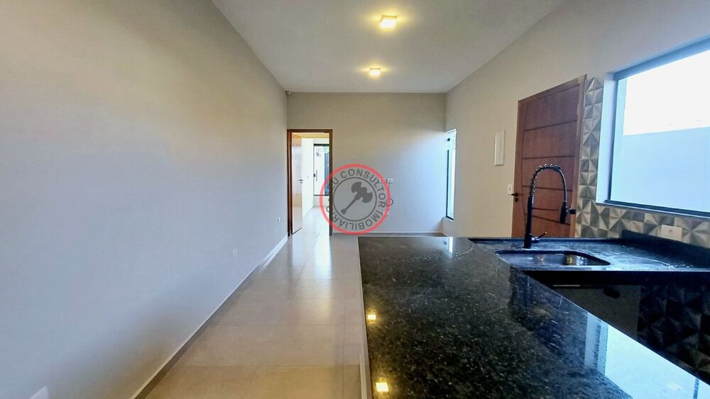 Casa à venda com 2 quartos, 73m² - Foto 5