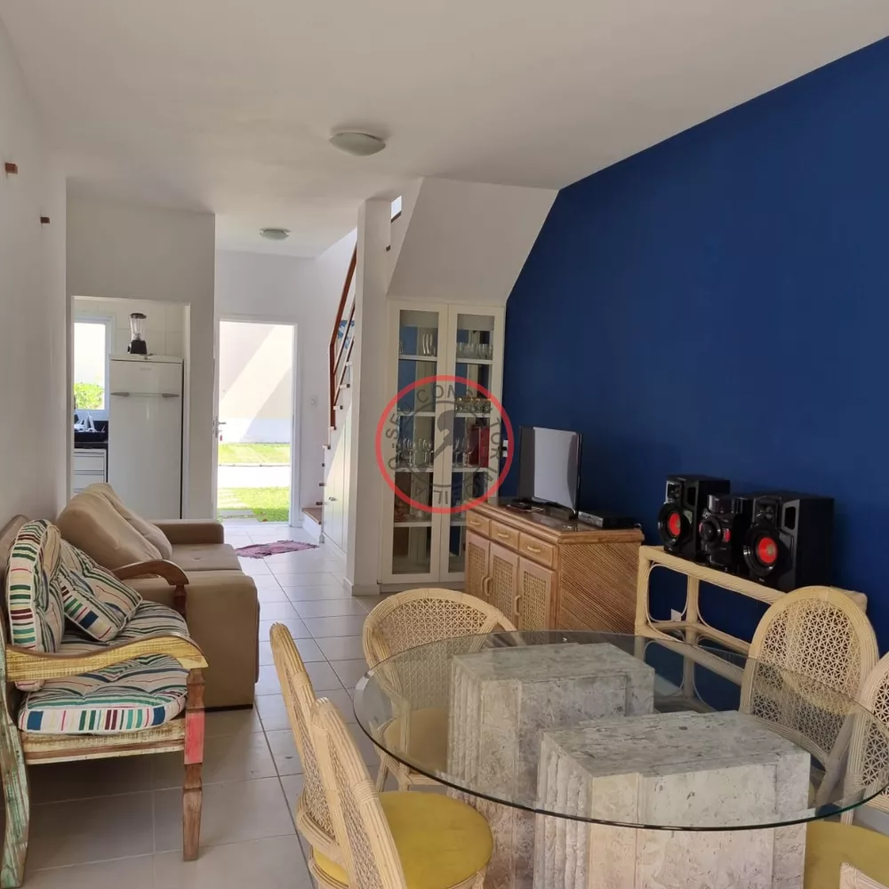 Casa à venda com 3 quartos, 83m² - Foto 1