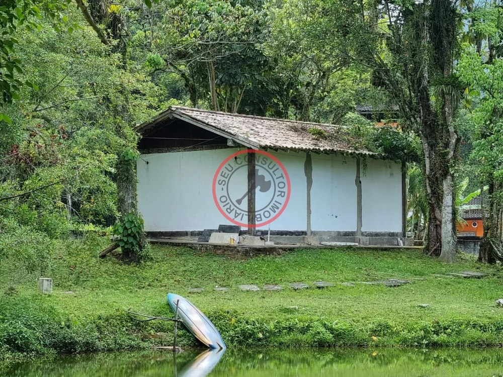 Casa à venda com 3 quartos, 1000m² - Foto 27