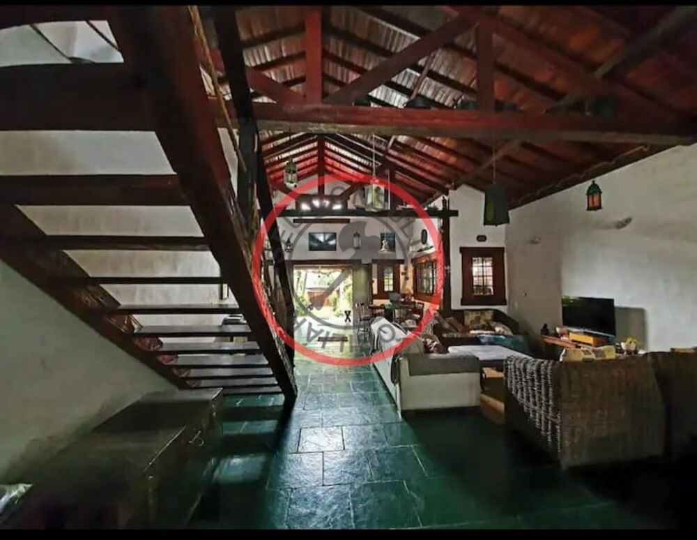 Casa à venda com 2 quartos, 250m² - Foto 11