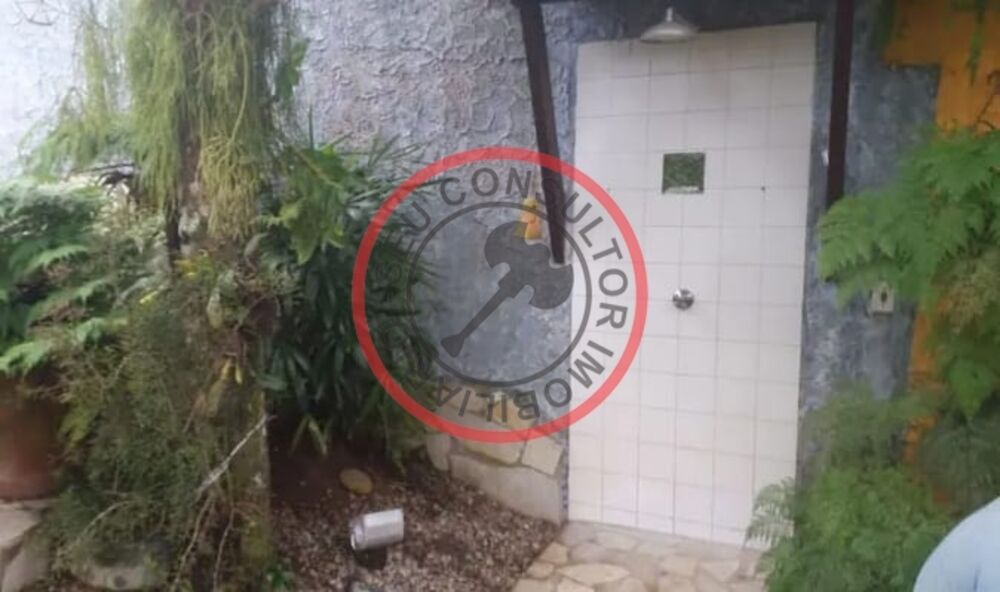 Casa à venda com 2 quartos, 250m² - Foto 6