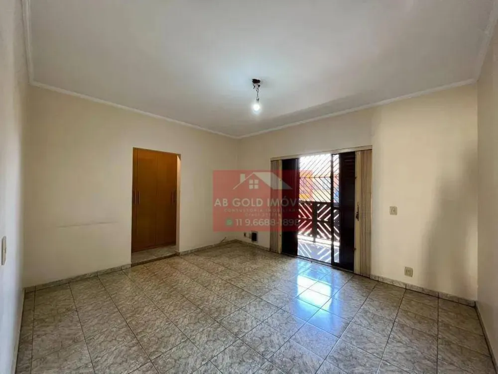 Sobrado, 4 quartos, 223 m² - Foto 2