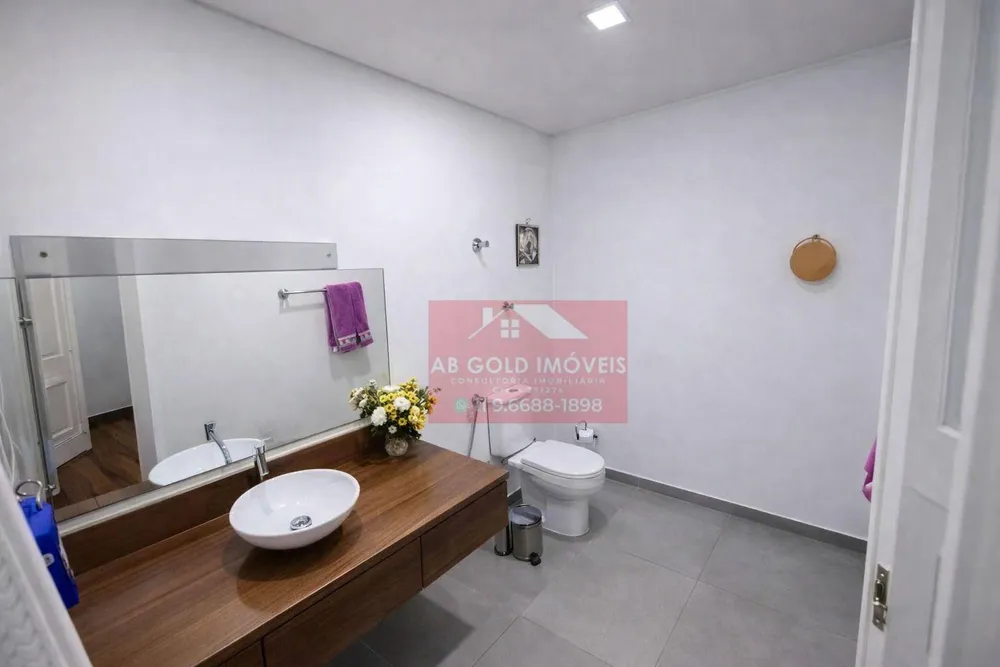 Sobrado, 4 quartos, 238 m² - Foto 1