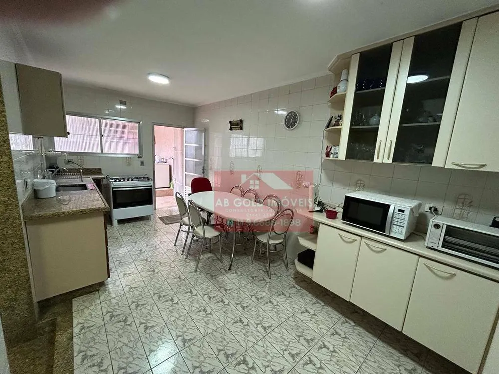 Casa, 5 quartos, 248 m² - Foto 4