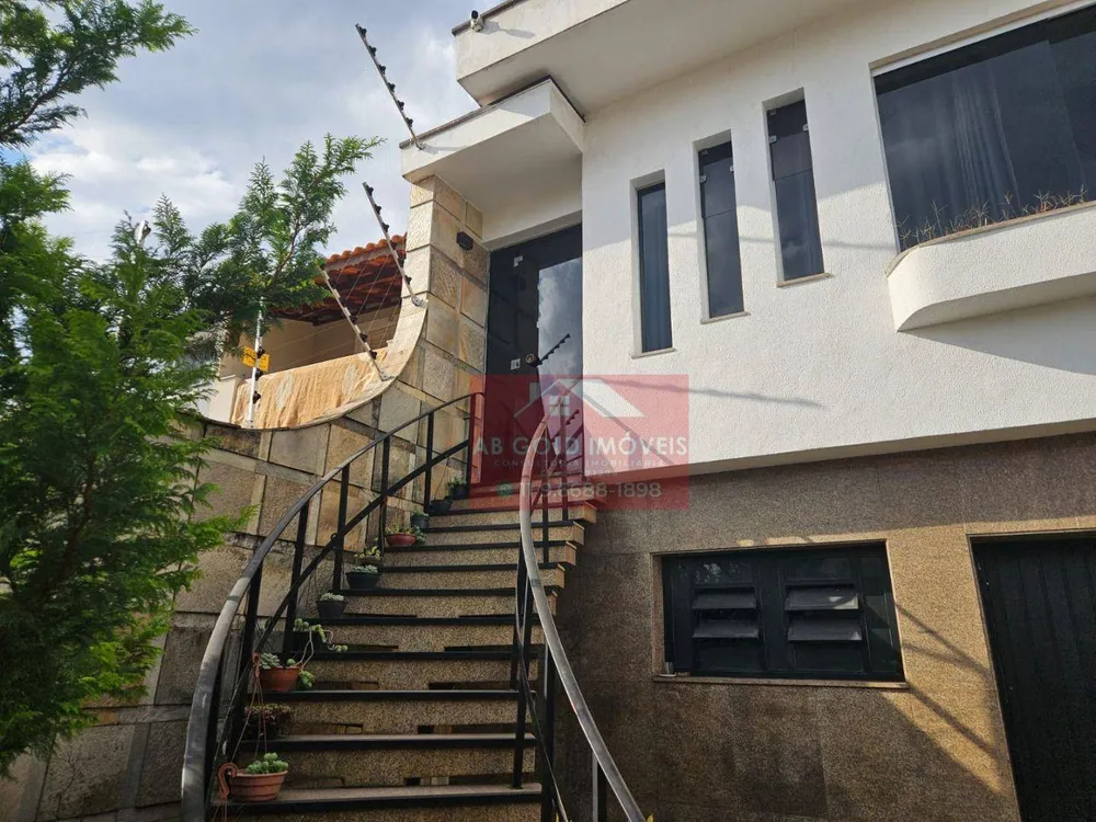 Sobrado, 4 quartos, 291 m² - Foto 1