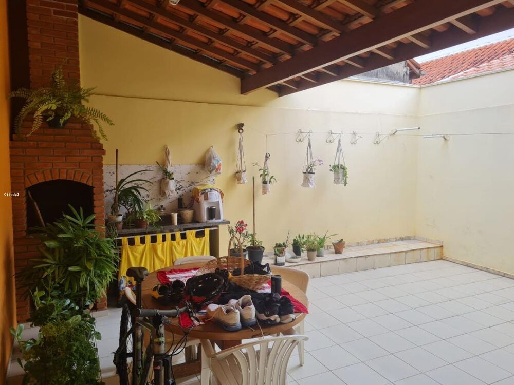 Casa, 3 quartos, 160 m² - Foto 2
