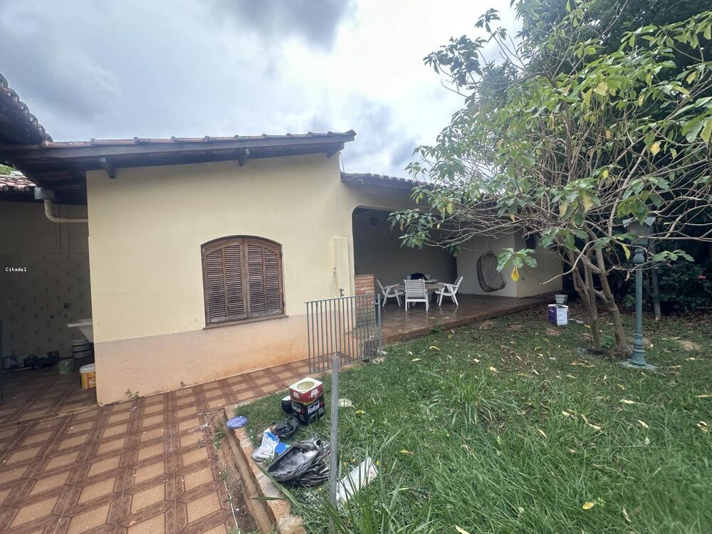 Casa, 4 quartos, 242 m² - Foto 3