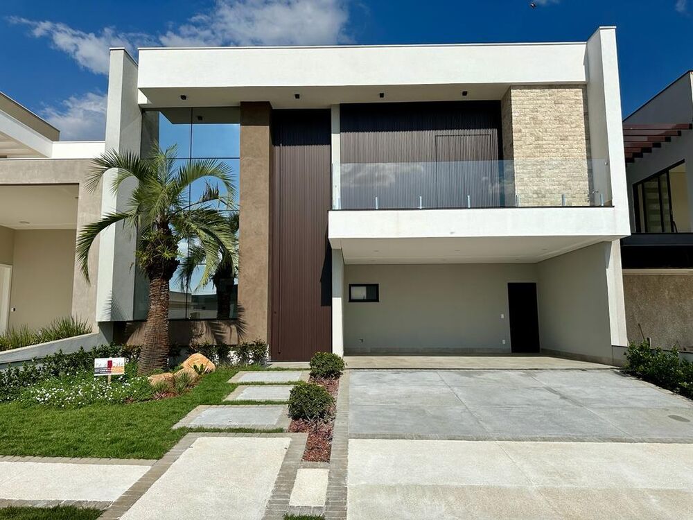 Casa de Condomínio à venda com 4 quartos, 350m² - Foto 1