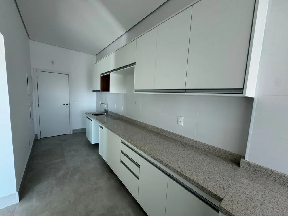Cobertura, 5 quartos, 237 m² - Foto 2