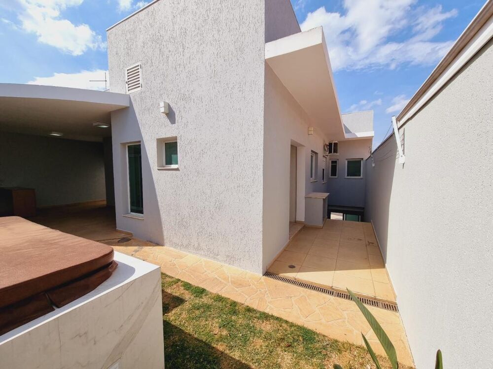 Casa de Condomínio à venda com 3 quartos, 208m² - Foto 12