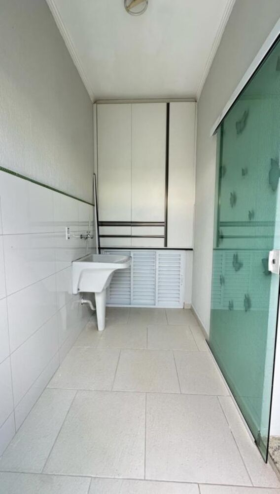 Casa à venda com 3 quartos, 164m² - Foto 11