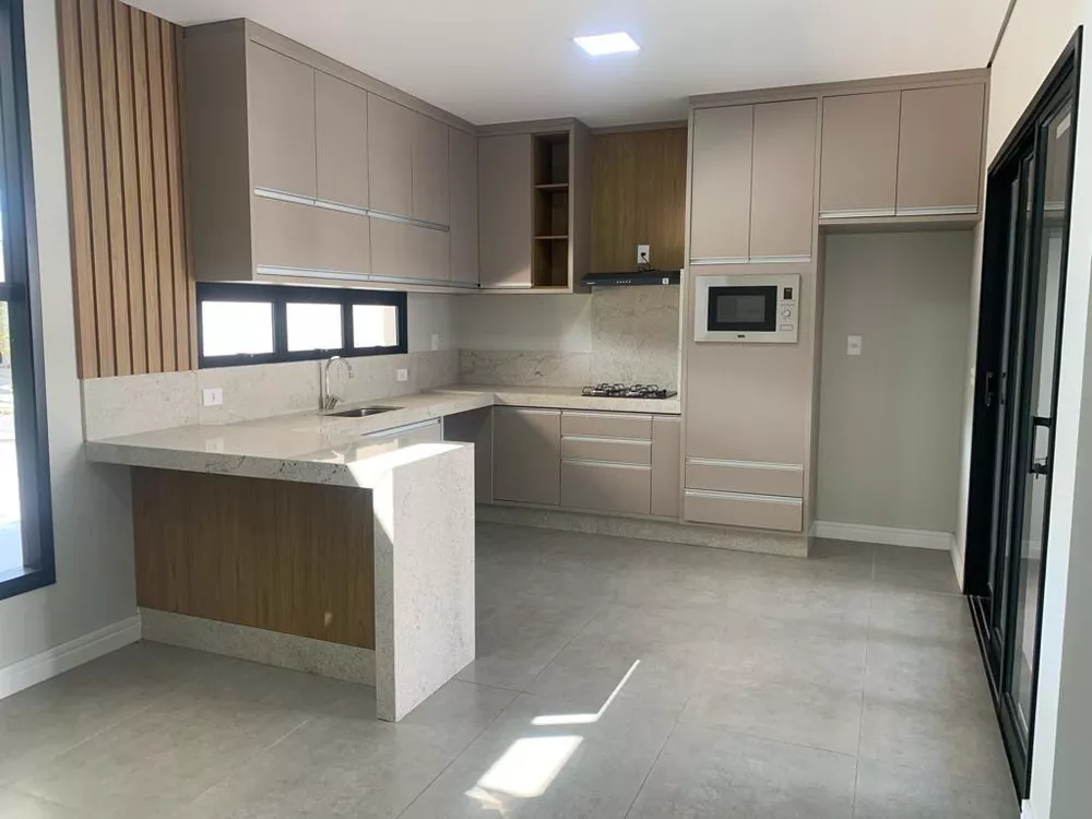 Casa de Condomínio à venda com 3 quartos, 150m² - Foto 1