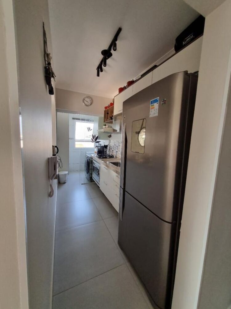 Apartamento à venda com 2 quartos, 56m² - Foto 3