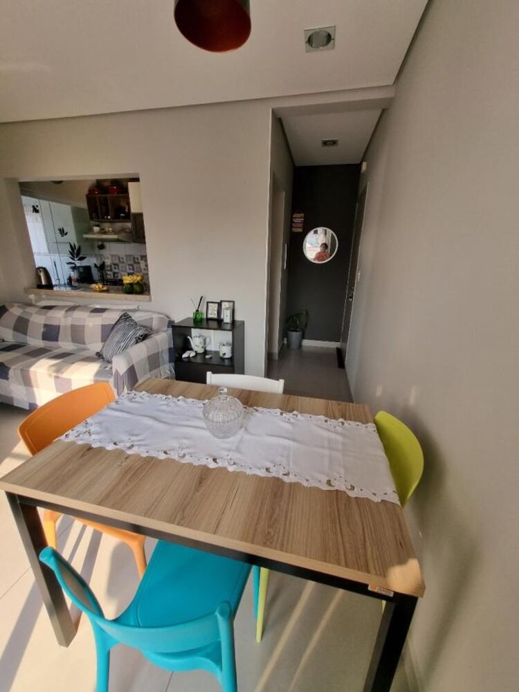 Apartamento à venda com 2 quartos, 56m² - Foto 4