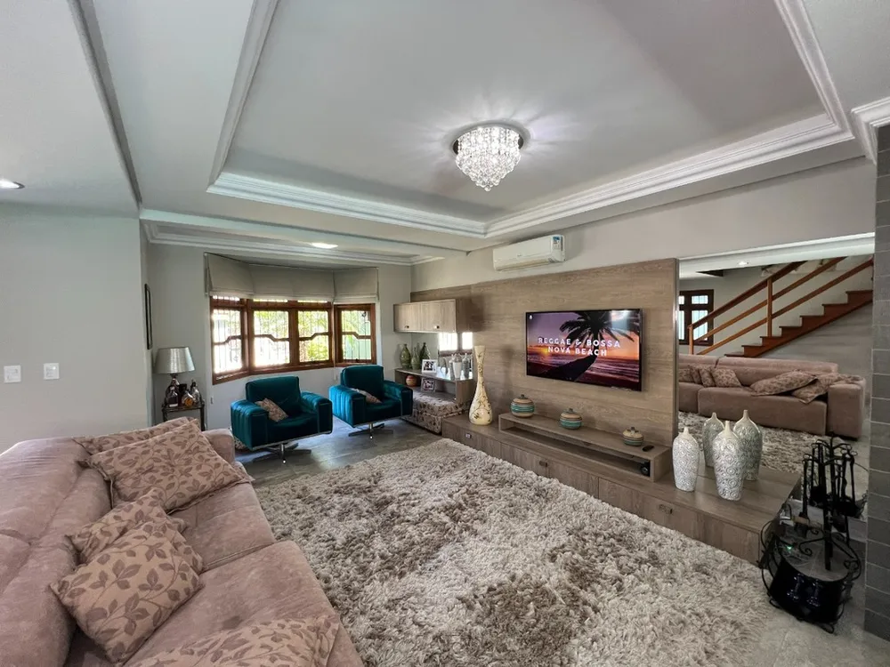 Casa, 3 quartos, 210 m² - Foto 4