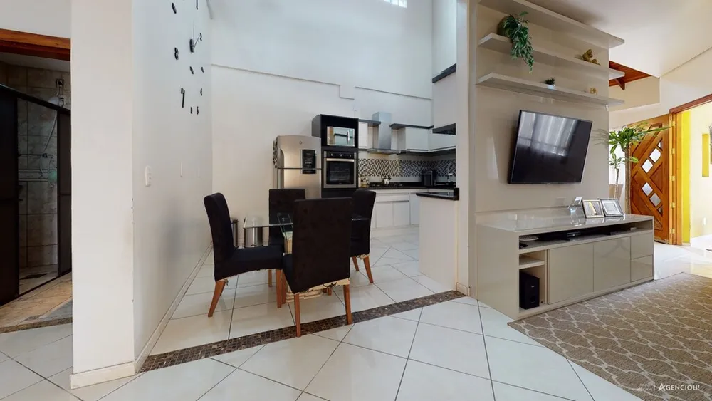 Casa, 3 quartos, 300 m² - Foto 3