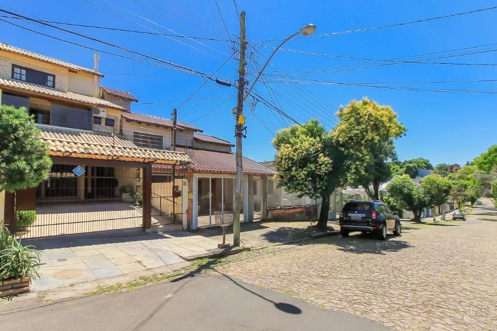 Casa, 3 quartos, 198 m² - Foto 1