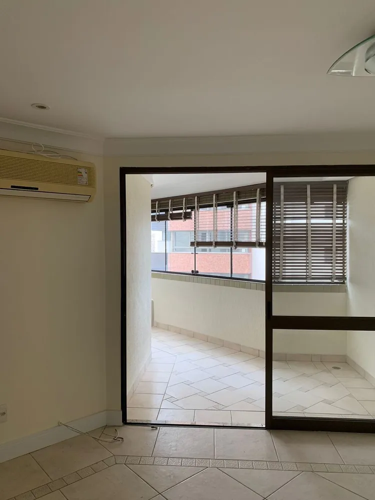 Apartamento, 3 quartos, 100 m² - Foto 2