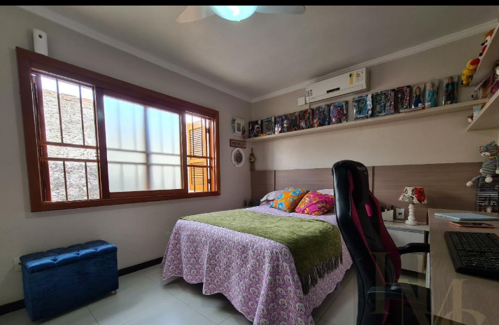 Casa à venda com 3 quartos, 240m² - Foto 11