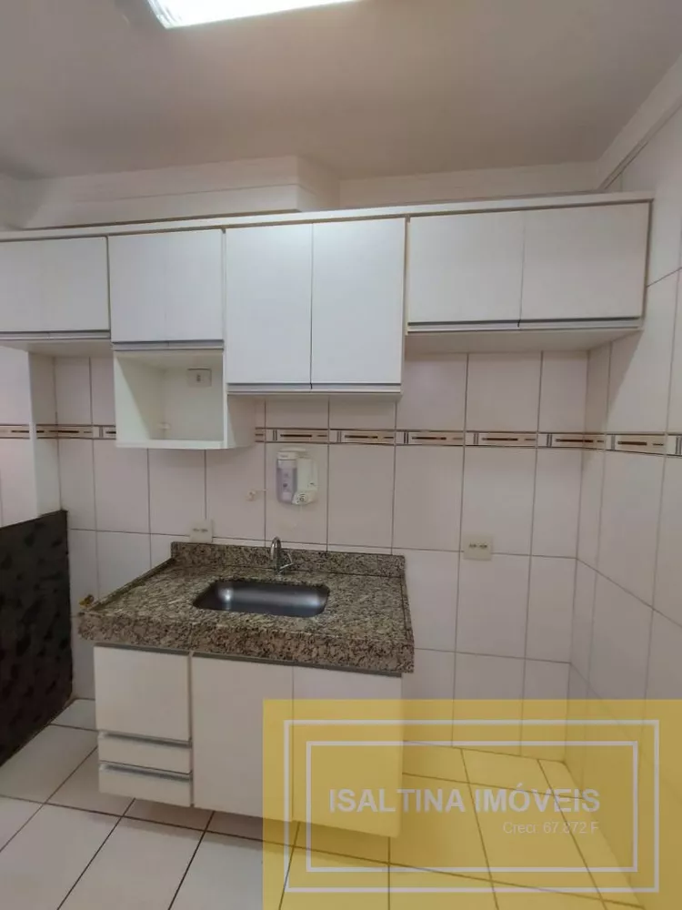 Apartamento à venda com 3 quartos, 151m² - Foto 3