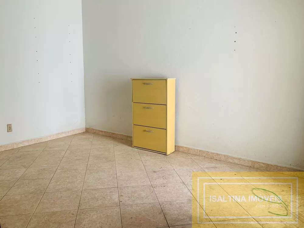 Casa à venda com 2 quartos, 92m² - Foto 4