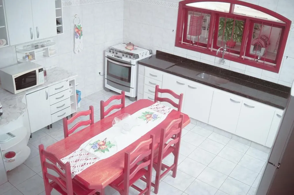 Casa, 3 quartos, 145 m² - Foto 1