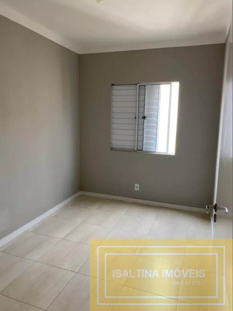 Apartamento à venda com 2 quartos, 42m² - Foto 3